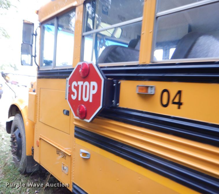 image for item FJ9795 2003 International 3800 school bus