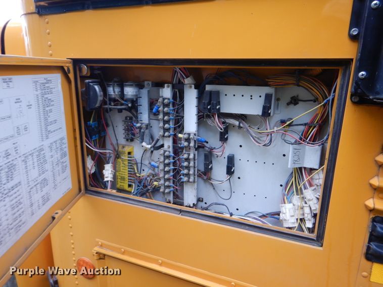 image for item FJ9795 2003 International 3800 school bus