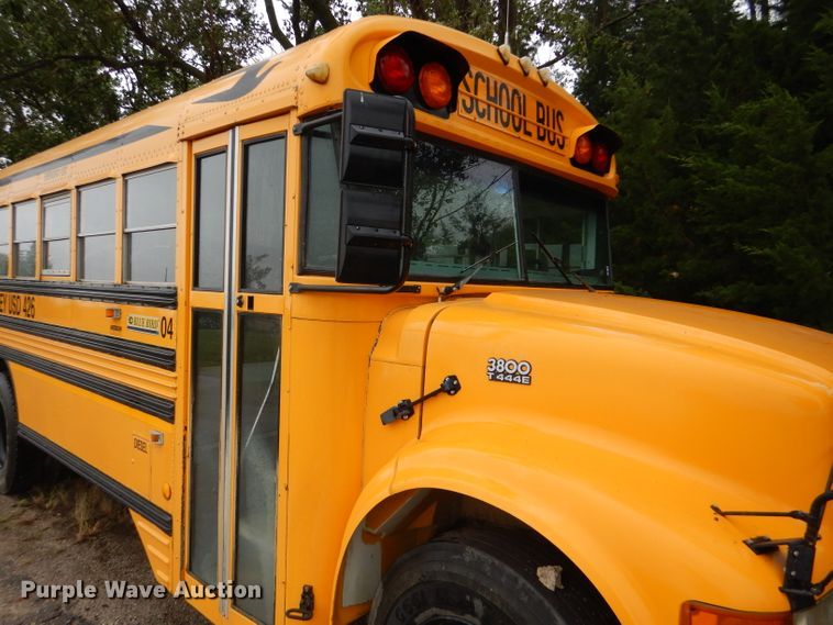image for item FJ9795 2003 International 3800 school bus