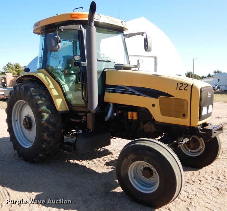 image for item FJ9806 2006 Challenger MT545B tractor