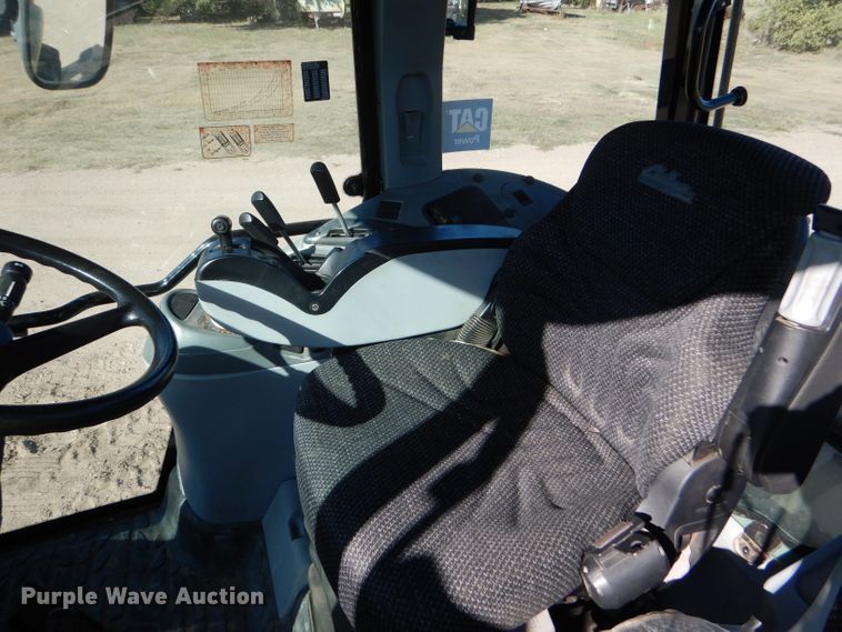 image for item FJ9806 2006 Challenger MT545B tractor