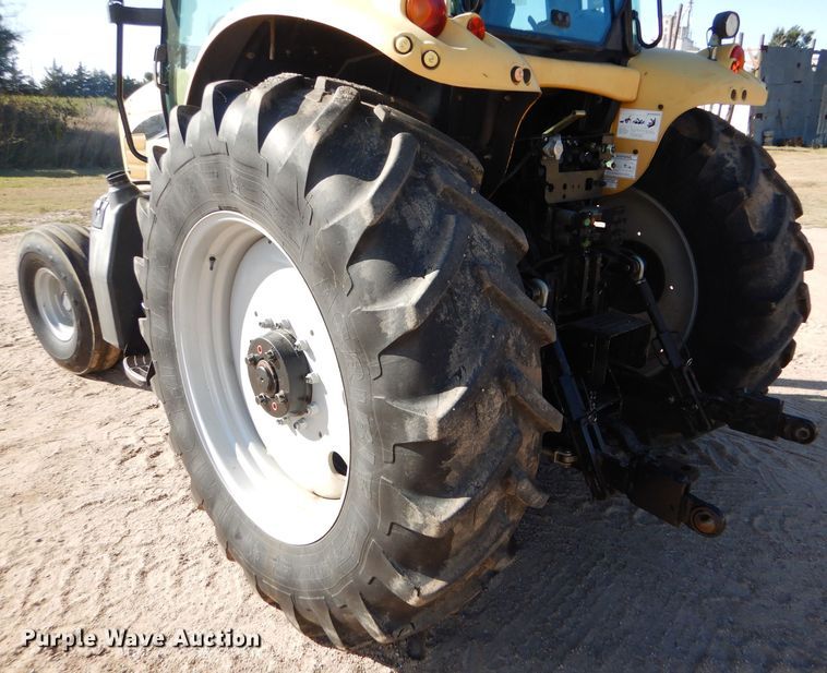 image for item FJ9806 2006 Challenger MT545B tractor