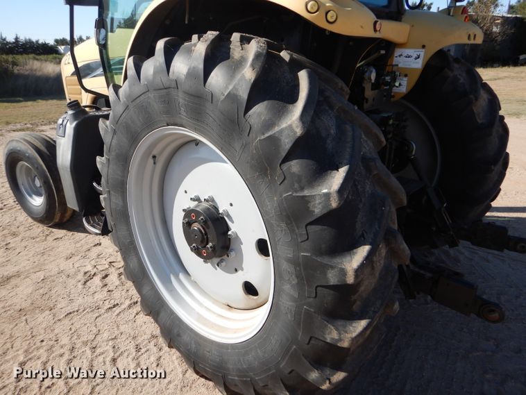 image for item FJ9806 2006 Challenger MT545B tractor