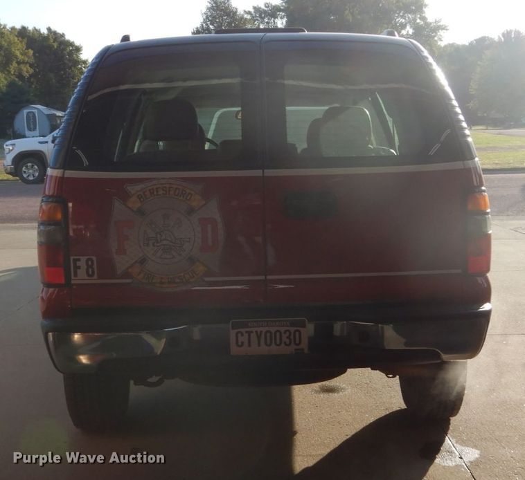 image for item FM9748 2004 Chevrolet Tahoe SUV