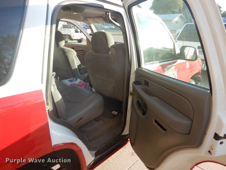 image for item FM9748 2004 Chevrolet Tahoe SUV