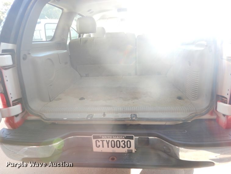 image for item FM9748 2004 Chevrolet Tahoe SUV