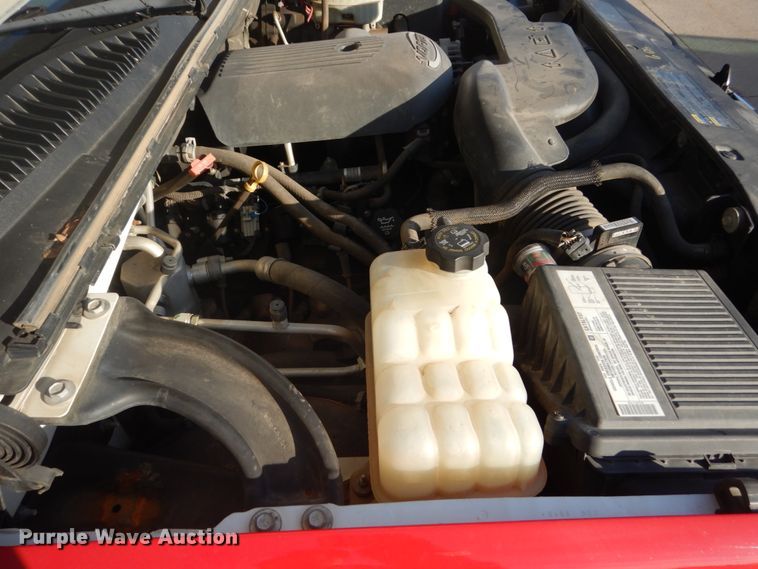 image for item FM9748 2004 Chevrolet Tahoe SUV