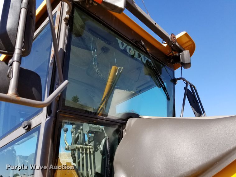 image for item FU9549 Volvo G946 motor grader