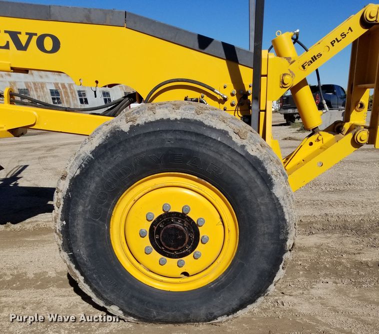 image for item FU9549 Volvo G946 motor grader