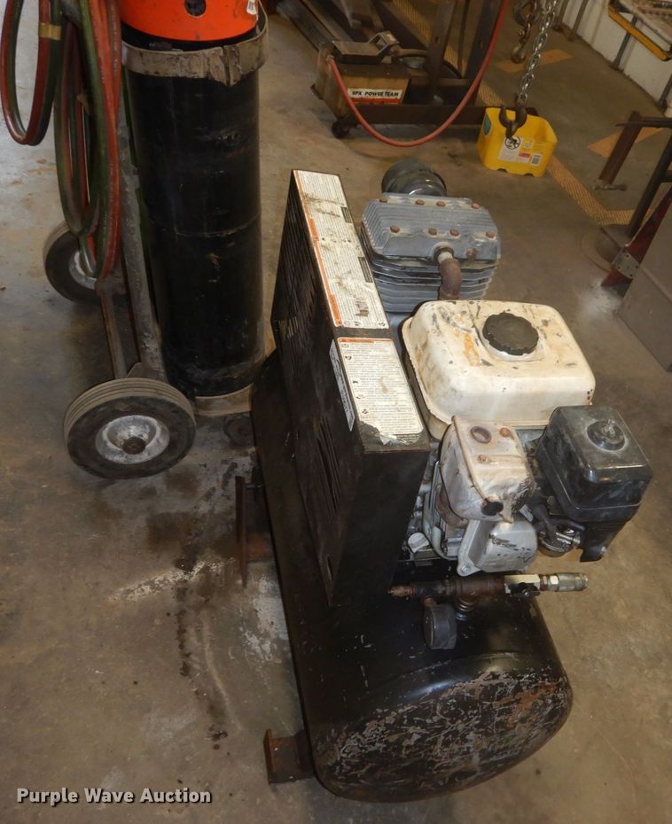 image for item FU9577 Air compressor