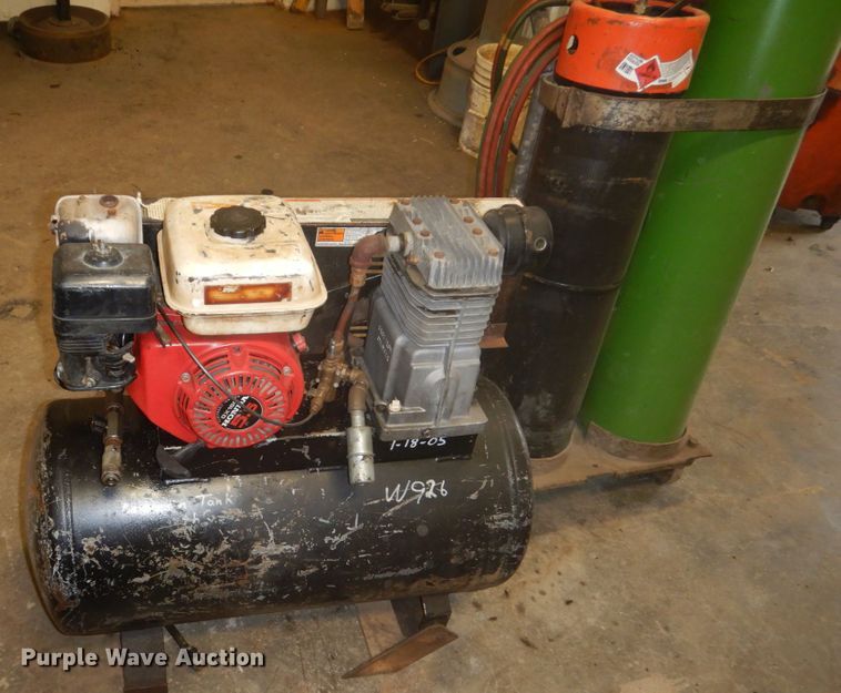 image for item FU9577 Air compressor