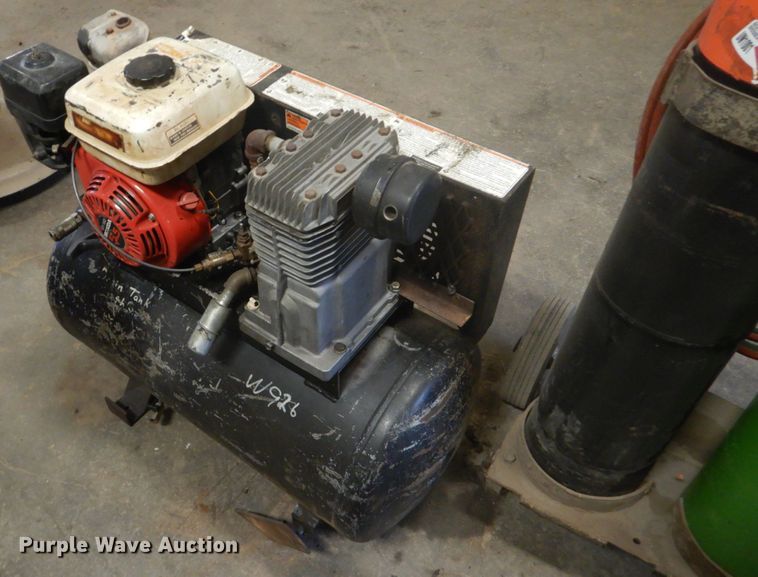 image for item FU9577 Air compressor