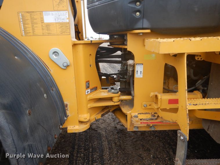 image for item FU9579 2013 John Deere 644K wheel loader