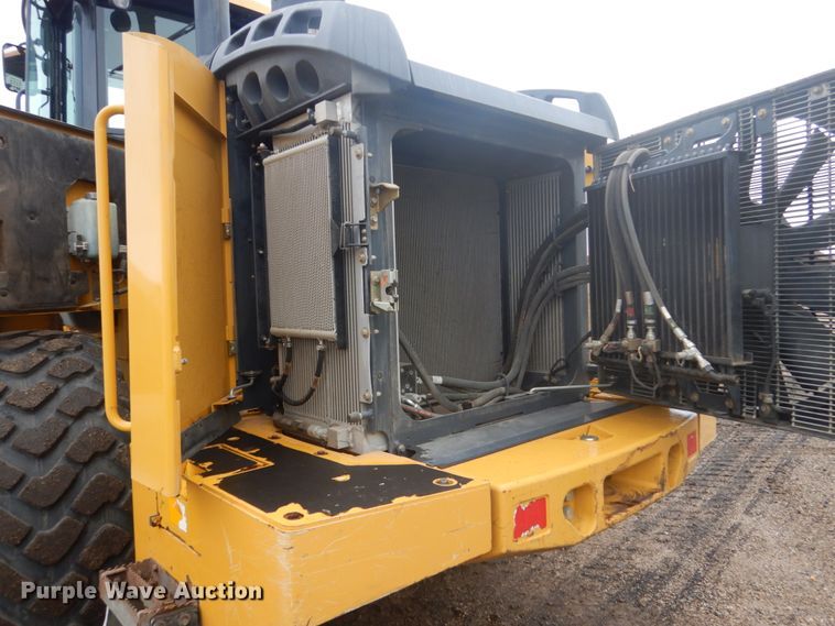 image for item FU9579 2013 John Deere 644K wheel loader