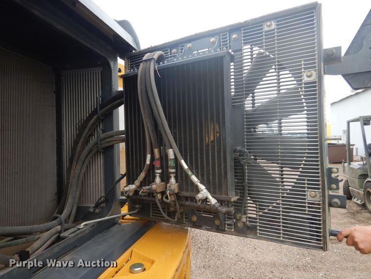 image for item FU9579 2013 John Deere 644K wheel loader