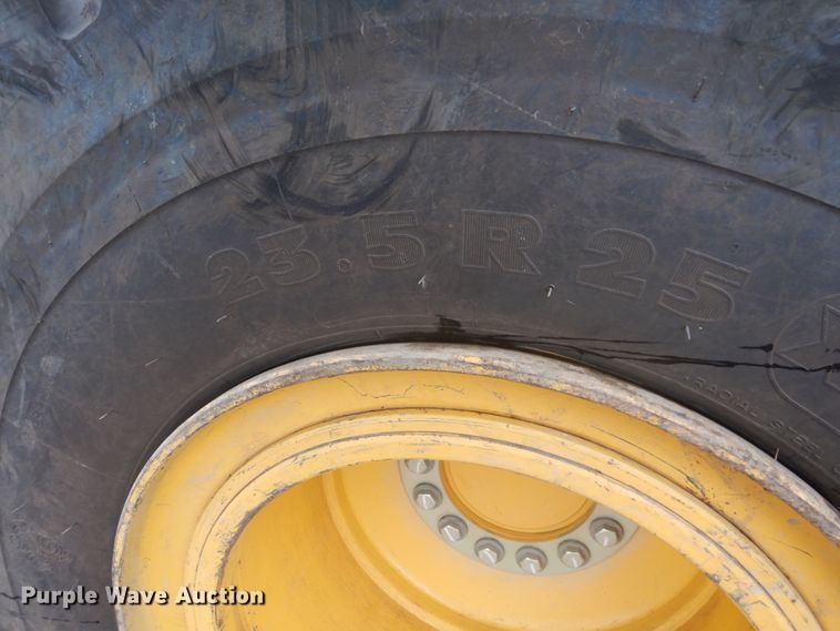 image for item FU9579 2013 John Deere 644K wheel loader