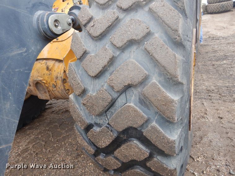 image for item FU9579 2013 John Deere 644K wheel loader