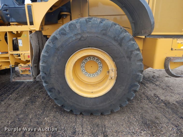 image for item FU9579 2013 John Deere 644K wheel loader