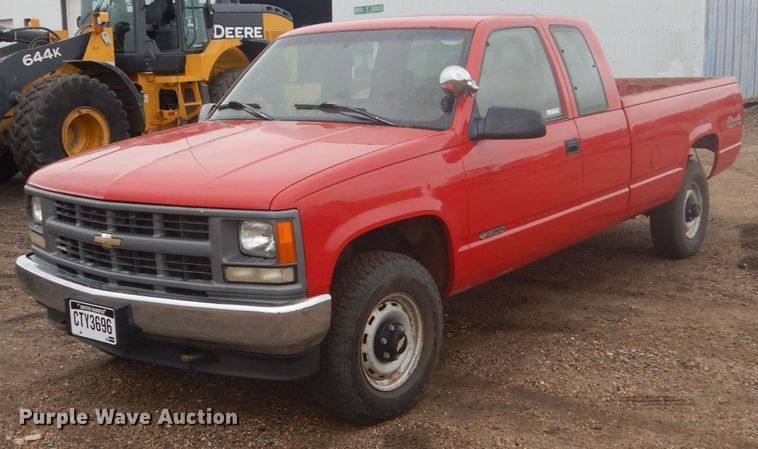 image for item FU9580 1996 Chevrolet K1500 Ext. Cab pickup truck