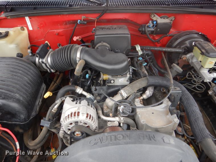 image for item FU9580 1996 Chevrolet K1500 Ext. Cab pickup truck