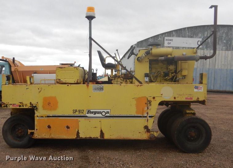 image for item FU9581 Ferguson SP-912 pneumatic roller