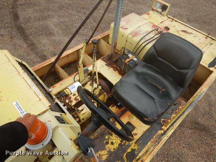 image for item FU9581 Ferguson SP-912 pneumatic roller