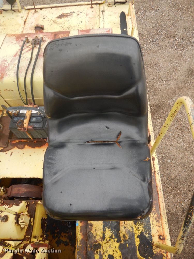 image for item FU9581 Ferguson SP-912 pneumatic roller