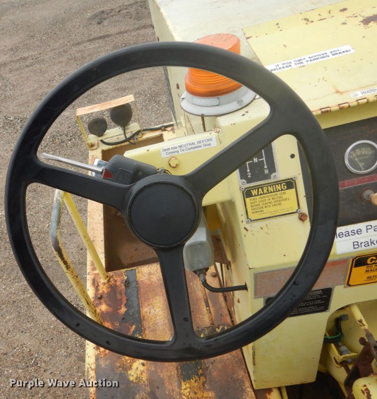 image for item FU9581 Ferguson SP-912 pneumatic roller