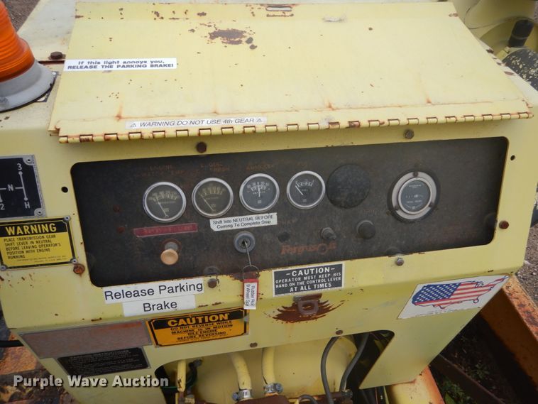 image for item FU9581 Ferguson SP-912 pneumatic roller