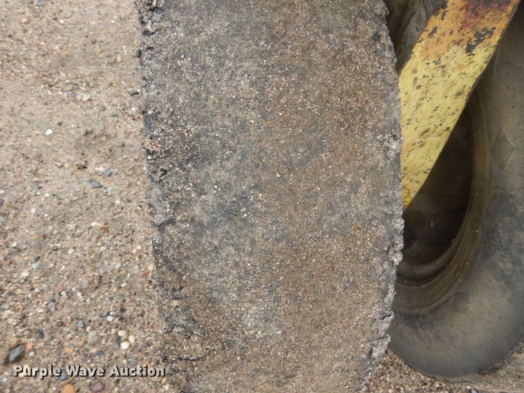 image for item FU9581 Ferguson SP-912 pneumatic roller