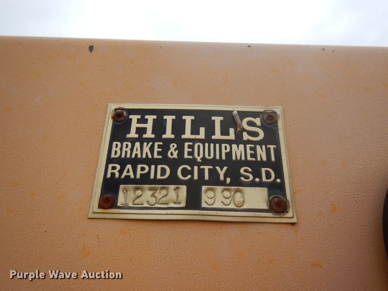 image for item FU9582 1997 International 4700 spreader truck