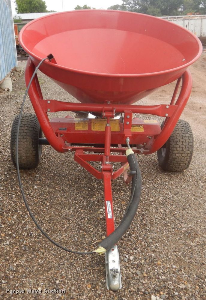 image for item FU9584 Gearmore PTB560 spreader