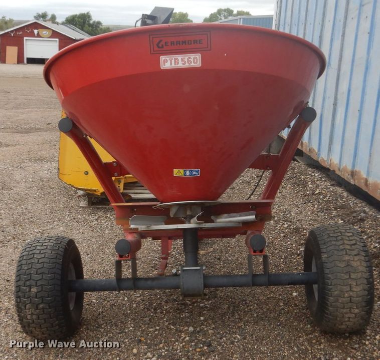 image for item FU9584 Gearmore PTB560 spreader