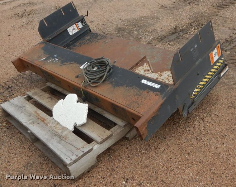 image for item FU9586 Eagle Lift 38X64 end gate lift