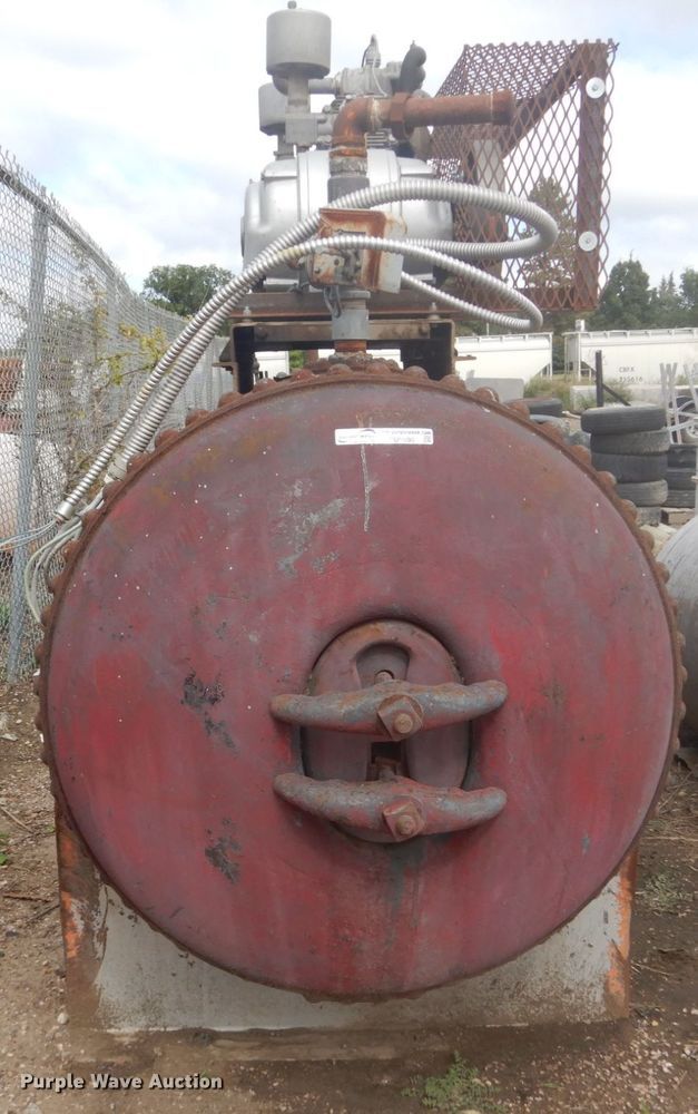 image for item FU9590 Worthington air compressor