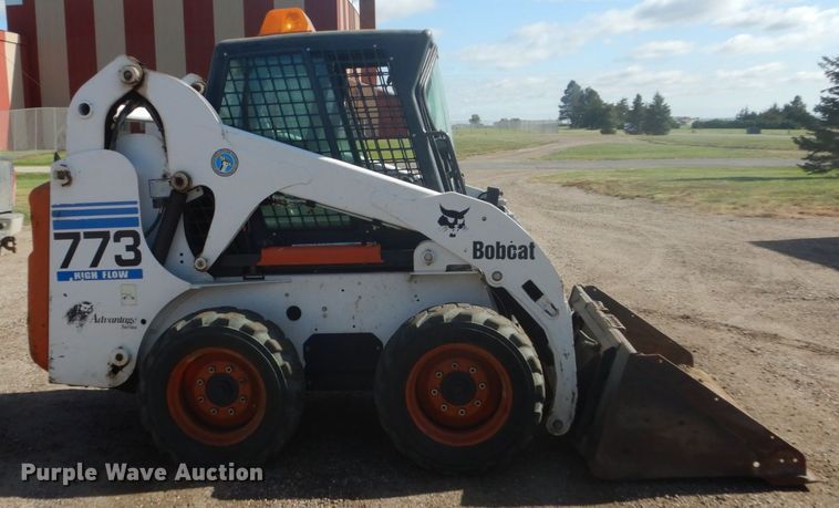 image for item FU9594 2000 Bobcat 773 skid steer