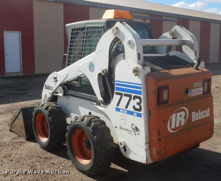 image for item FU9594 2000 Bobcat 773 skid steer