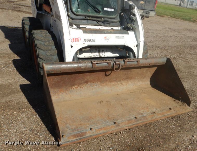 image for item FU9594 2000 Bobcat 773 skid steer