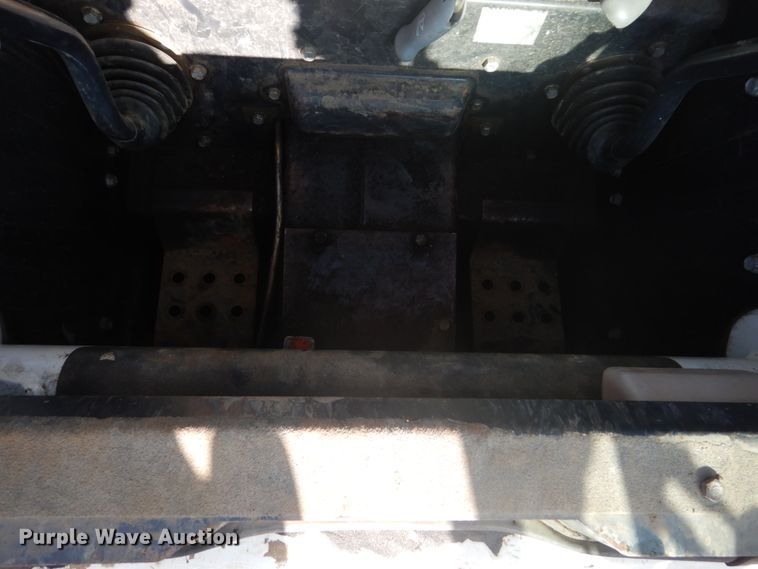 image for item FU9594 2000 Bobcat 773 skid steer