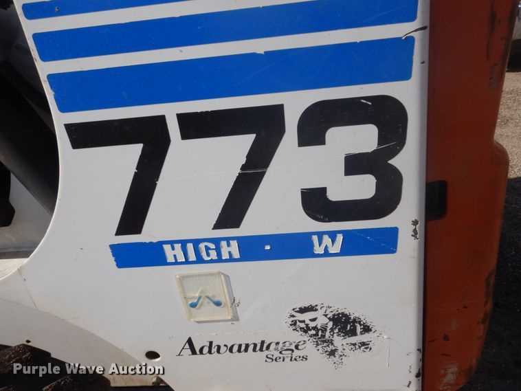 image for item FU9594 2000 Bobcat 773 skid steer