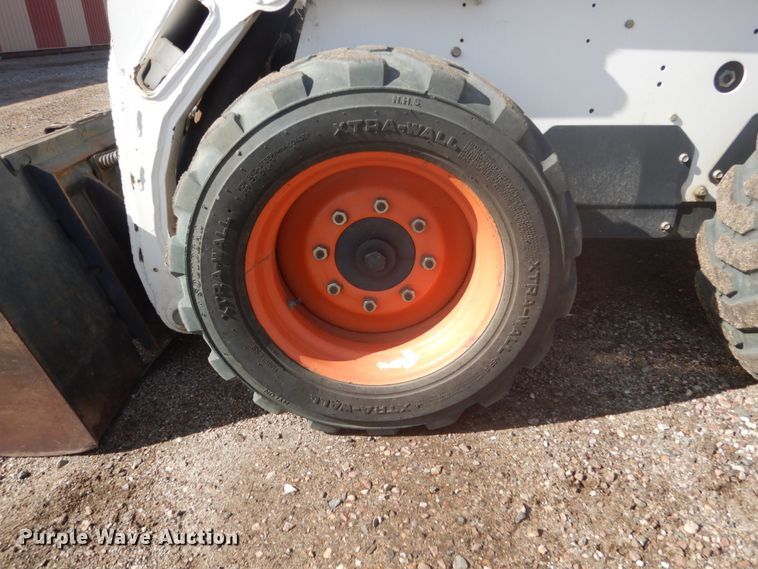 image for item FU9594 2000 Bobcat 773 skid steer