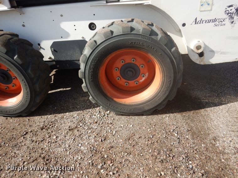 image for item FU9594 2000 Bobcat 773 skid steer