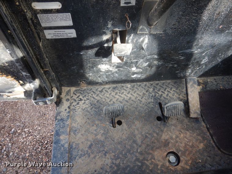 image for item FU9595 1984 Cushman 898452-8420 utility vehicle