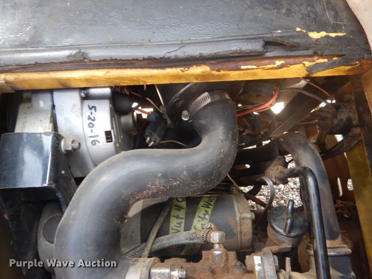 image for item FU9595 1984 Cushman 898452-8420 utility vehicle