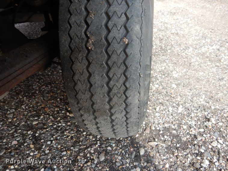 image for item FU9595 1984 Cushman 898452-8420 utility vehicle