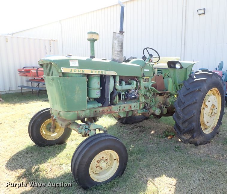 image for item GA9886 John Deere 3020 tractor