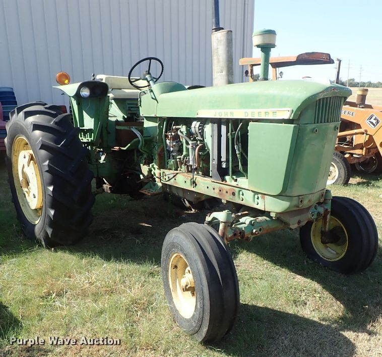 image for item GA9886 John Deere 3020 tractor