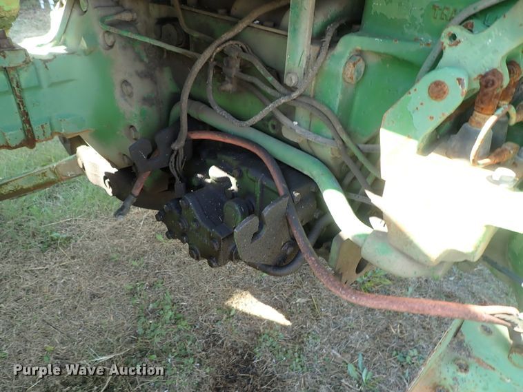 image for item GA9886 John Deere 3020 tractor