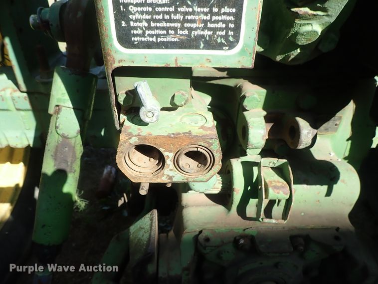 image for item GA9886 John Deere 3020 tractor