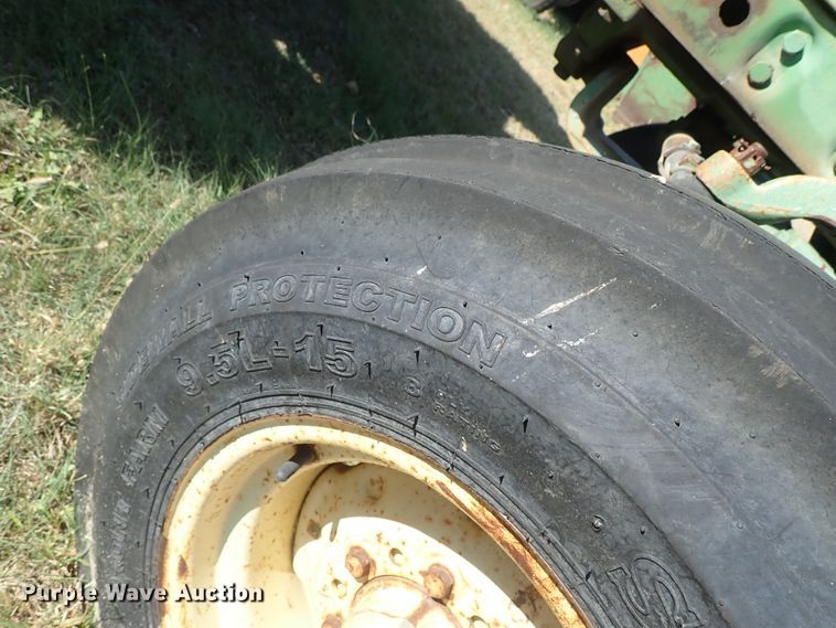 image for item GA9886 John Deere 3020 tractor